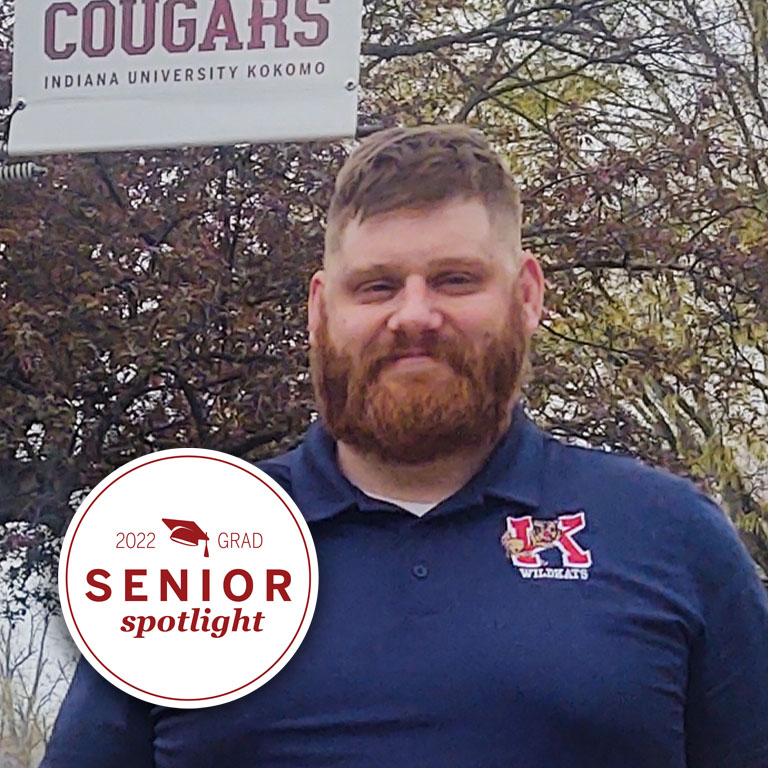 Man standing outdoor in Kokomo Wildkat shirt