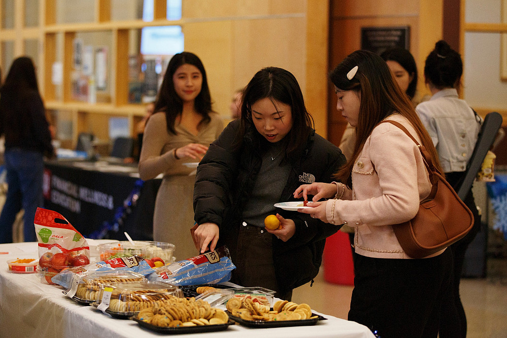 The Jacobs School of Music OWAHI student holiday party at IU Bloomington on Thursday, Dec. 7, 2023. (Photo by Wendi Chitwood/Indiana Univ...