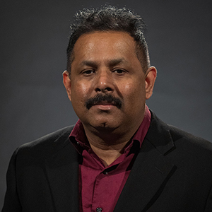 pub-sri-lanka-teeters-on-economic-edge