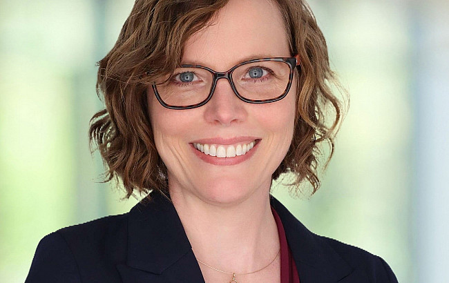 Dr. Anna Mueller