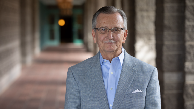 Dr. Kenneth Spolnik